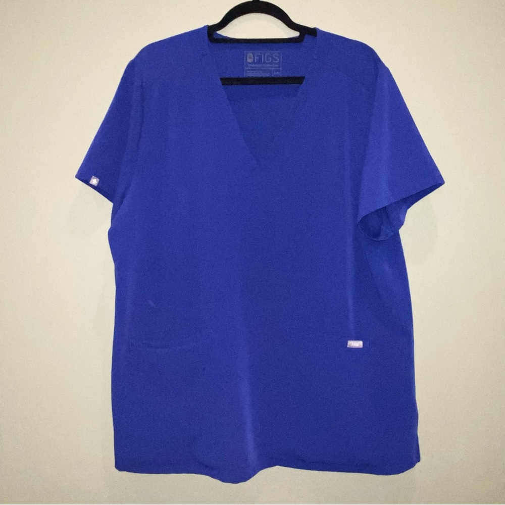 Figs Womens 3 pocket Casma scrub top - Size XXL